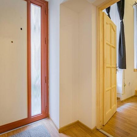 2 Bedroom Flat In The Dob Street, Venus Budapest Exterior foto