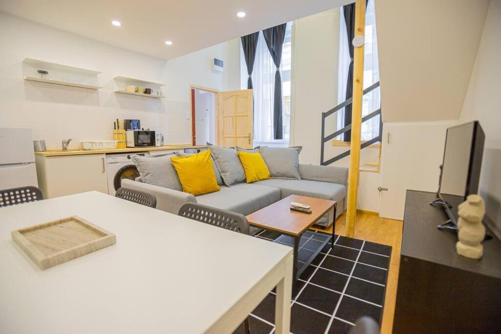 2 Bedroom Flat In The Dob Street, Venus Budapest Exterior foto